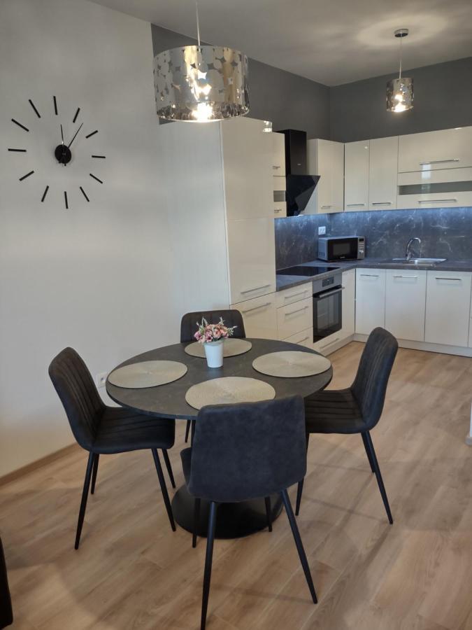 Apartament Karina Apartman Dunajská Streda Zewnętrze zdjęcie