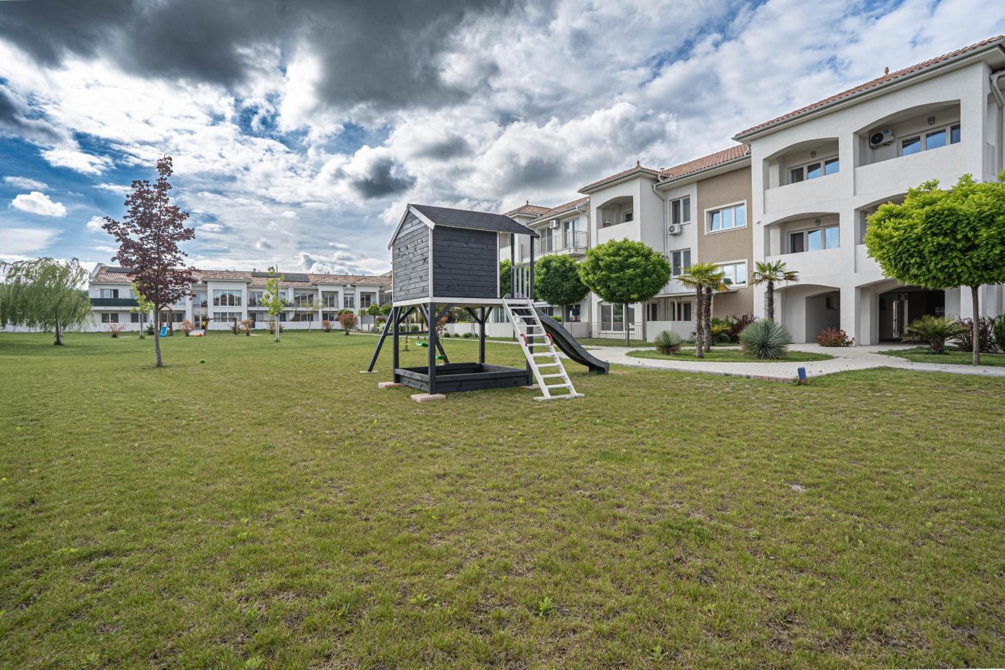 Apartament Karina Apartman Dunajská Streda Zewnętrze zdjęcie