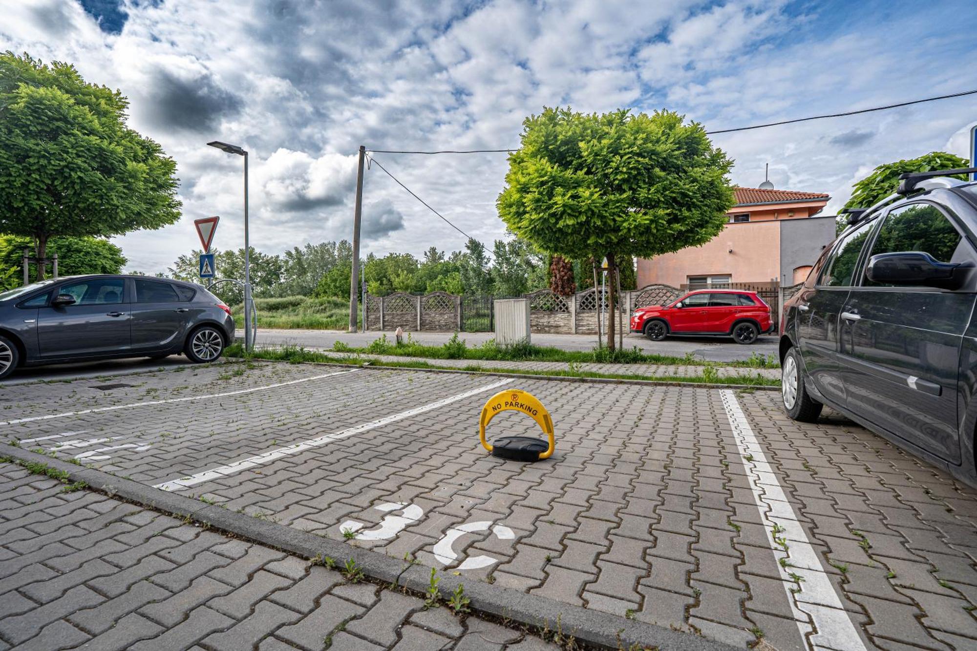 Apartament Karina Apartman Dunajská Streda Zewnętrze zdjęcie